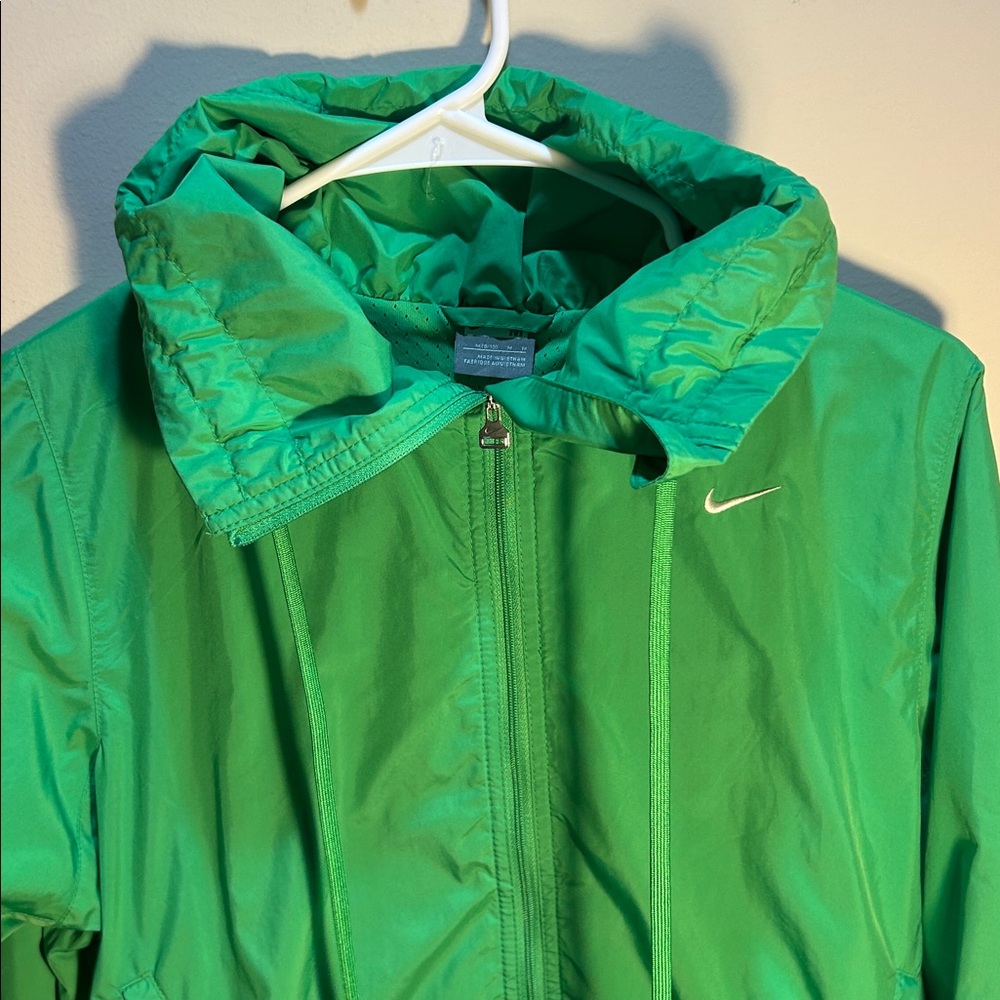 Nike Court Funnel Neck Women’s Green Windbreaker - Picture 5 of 9